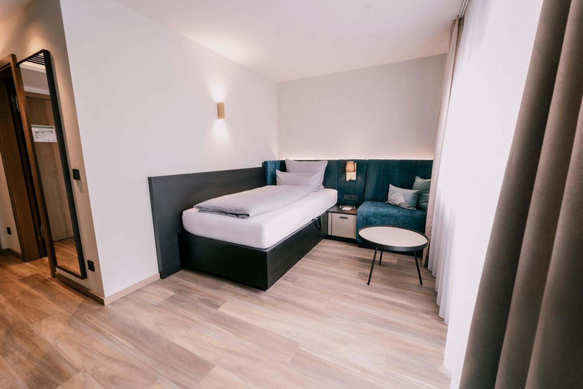 Holzapfel Hotel Bad Fussing Bagian luar foto