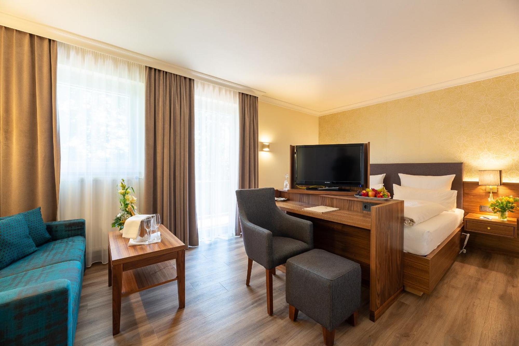 Holzapfel Hotel Bad Fussing Bagian luar foto