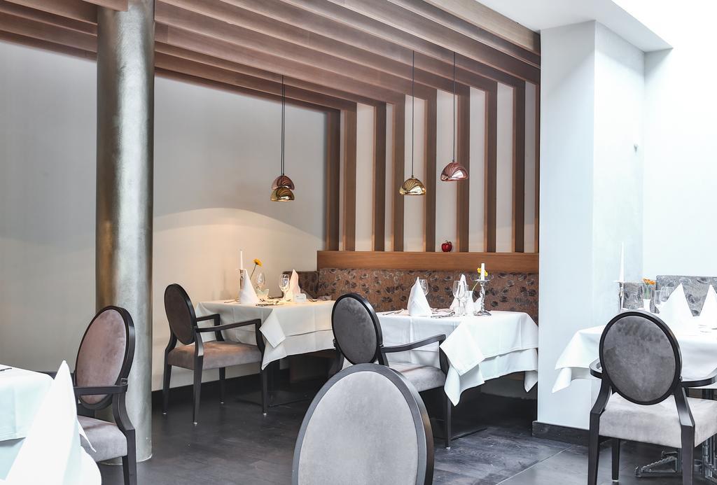 Holzapfel Hotel Bad Fussing Bagian luar foto