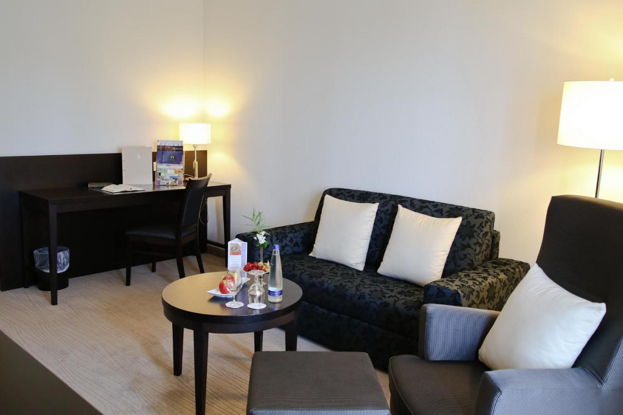 Holzapfel Hotel Bad Fussing Bagian luar foto