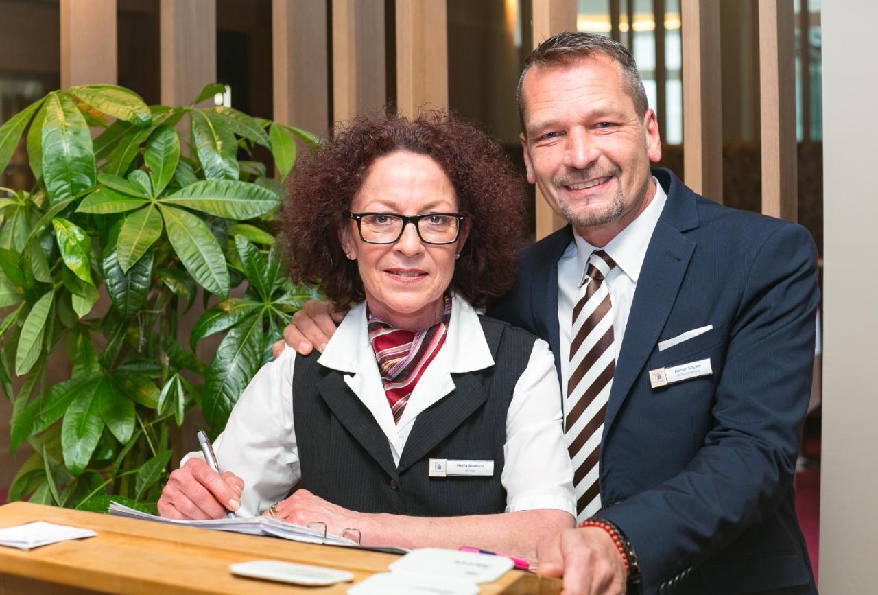 Holzapfel Hotel Bad Fussing Bagian luar foto