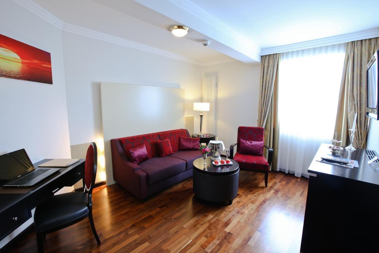 Holzapfel Hotel Bad Fussing Bagian luar foto